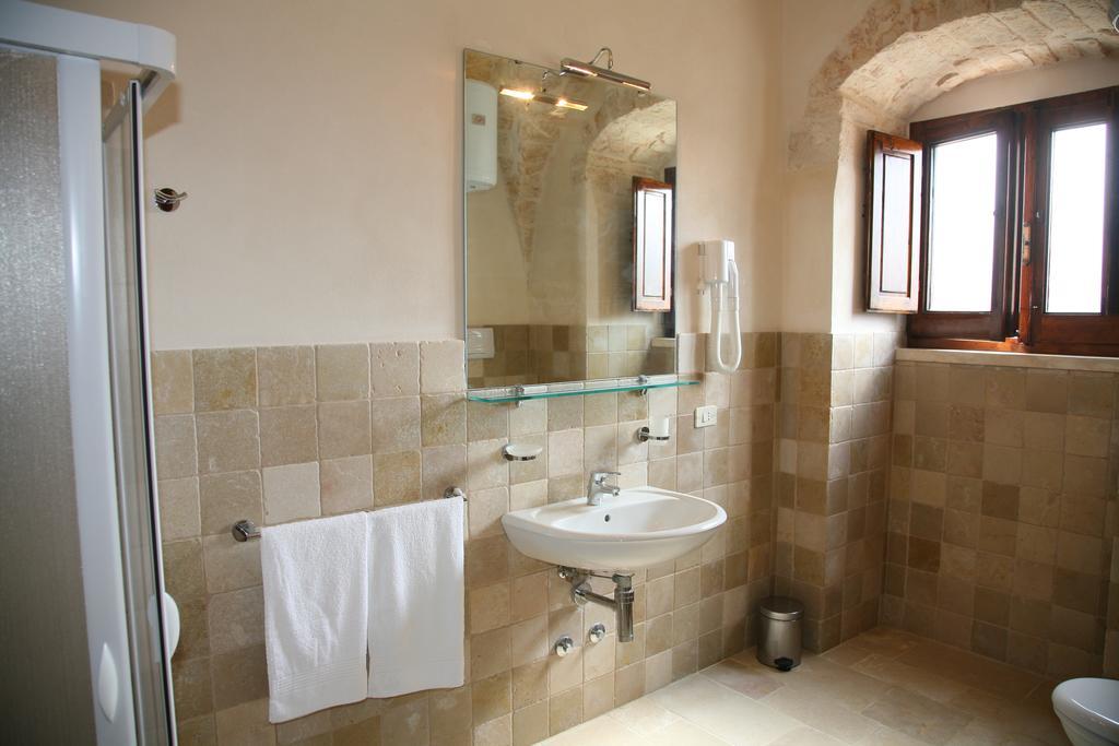Masseria Montecchie Ceglie Messapica Exterior photo