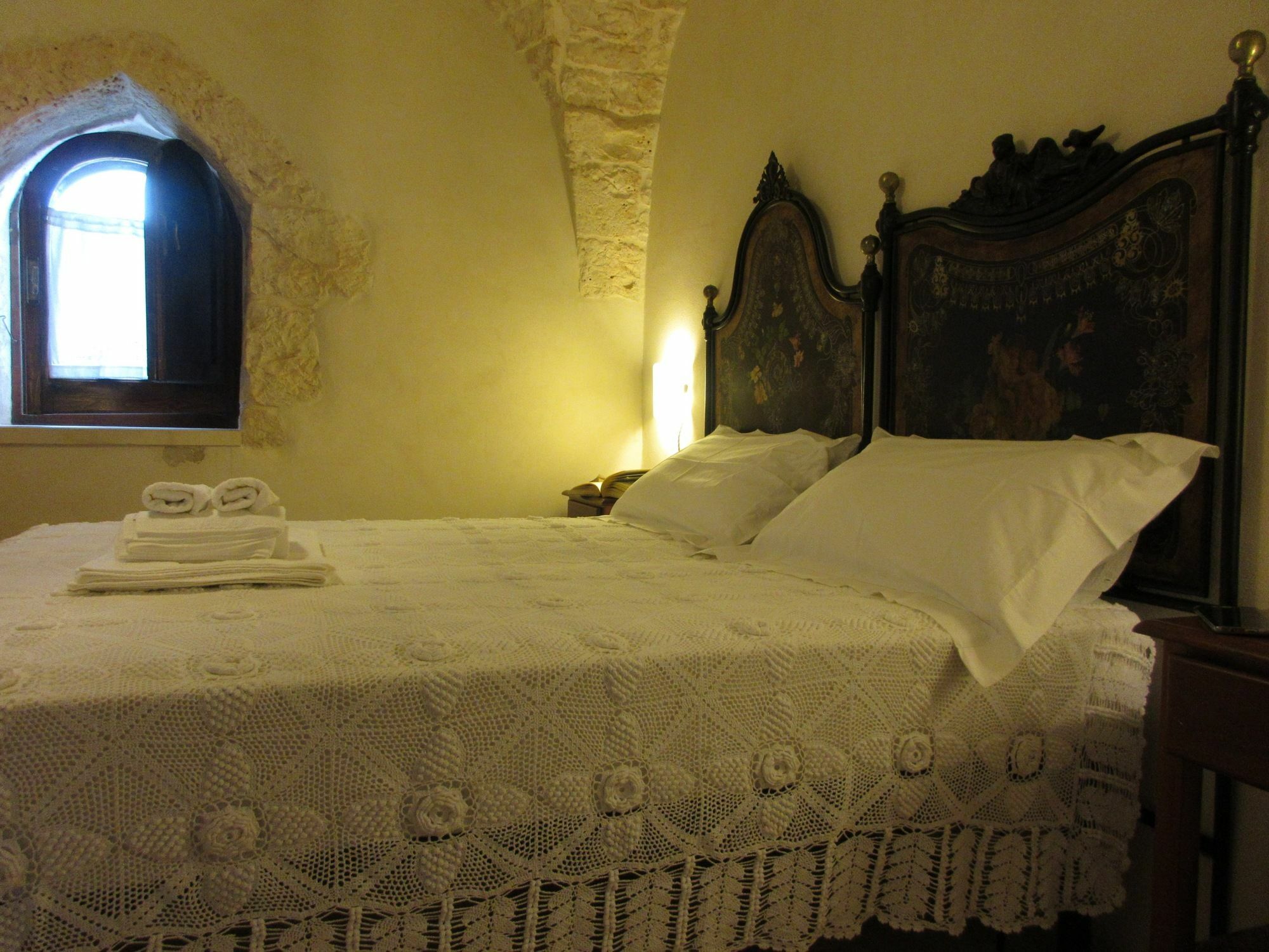 Masseria Montecchie Ceglie Messapica Exterior photo